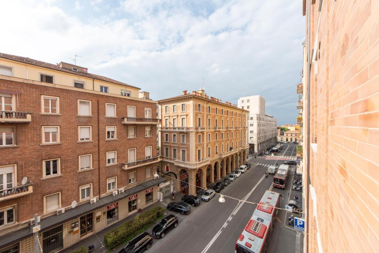 Ferienwohnung Housmart Milazzo 5 Bologna Exterior foto